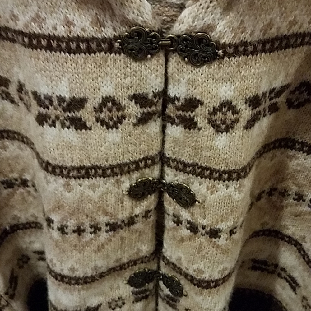 Vintage ladies button up cardigan
